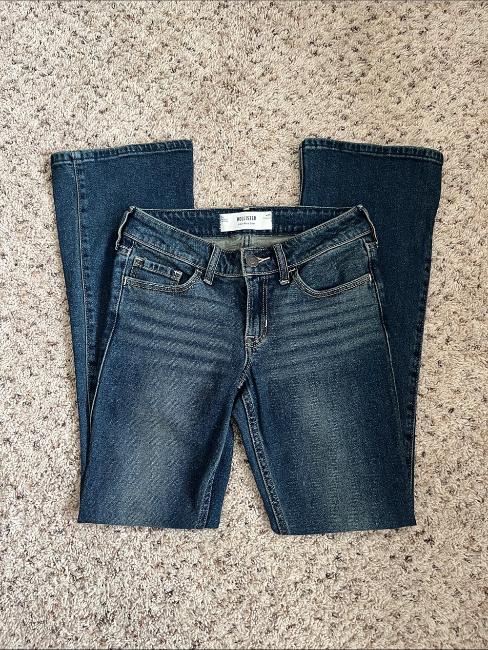 Hollister Low-Rise Bootcut Jeans Dark Blue Wash Size 0 Regular